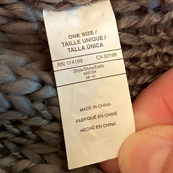 Roxy Rally Time reversible striped beanie, charcoal and white stripe, NWT - Picture 5 of 10